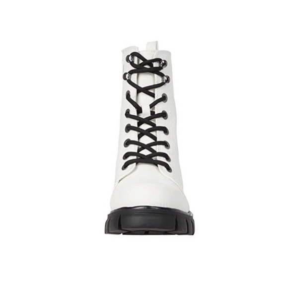 Mia White Chassidy White Malta Combat Boots, 9.5M - Picture 7 of 13